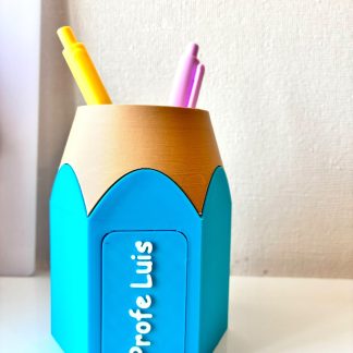 PORTALAPIZ EN FORMA DE CRAYOLA